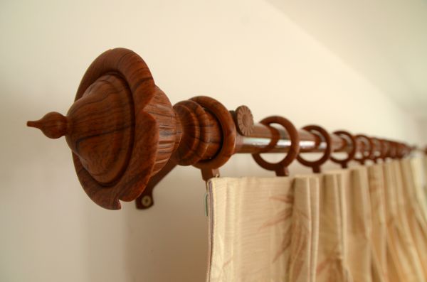 Cost of Curtain Rod Mounting in Sheboygan