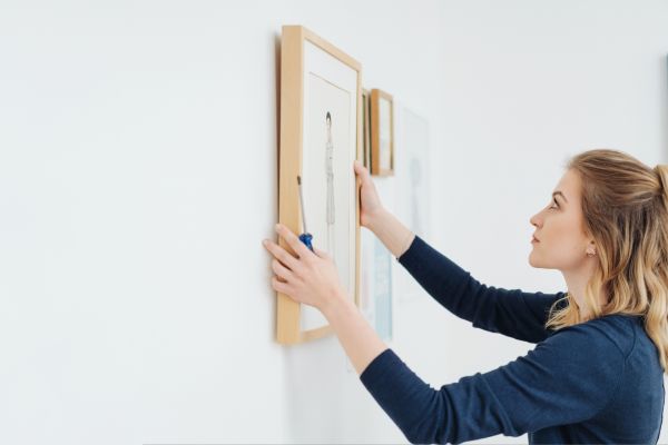 Cost of Picture Hanging Service in Sheboygan